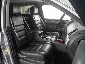 Внедорожник Volkswagen Touareg 2008 года, 1149000 рублей, Тюмень