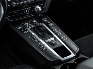 Внедорожник Porsche Macan 2019 года, 5249999 рублей, Москва