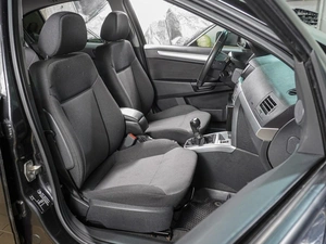 Седан Opel Astra 2013 года, 599000 рублей, Воронеж