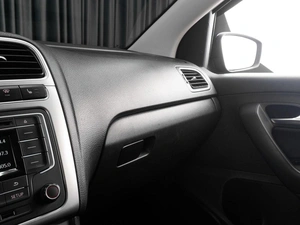 Седан Volkswagen Polo 2017 года, 1250000 рублей, Тюмень