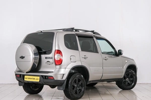Внедорожник Chevrolet Niva 2016 года, 839000 рублей, Красноярск