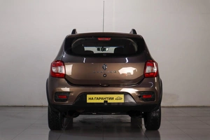 Хетчбэк Renault Sandero Stepway 2020 года, 999000 рублей, Челябинск