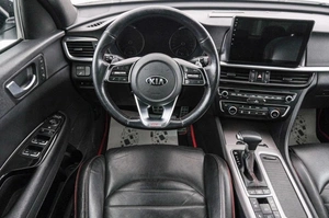 Седан Kia Optima 2018 года, 1749000 рублей, Красноярск