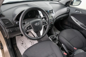 Седан Hyundai Solaris 2012 года, 829000 рублей, Красноярск