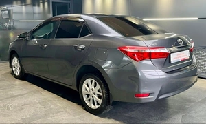 Седан Toyota Corolla 2013 года, 1349000 рублей, Абакан