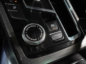 Внедорожник Geely Atlas Pro 2023 года, 2099000 рублей, Воронеж