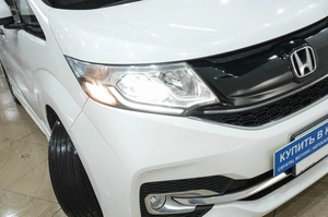 Минивэн Honda Stepwgn Spada 2016 года, 1799000 рублей, Новокузнецк
