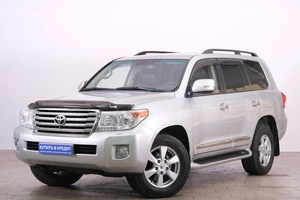 Внедорожник Toyota Land Cruiser 2013 года, 5099000 рублей, Омск