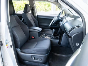 Внедорожник Toyota Land Cruiser Prado 2015 года, 3550000 рублей, Волгоград