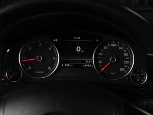 Внедорожник Volkswagen Touareg 2013 года, 2589000 рублей, Тюмень