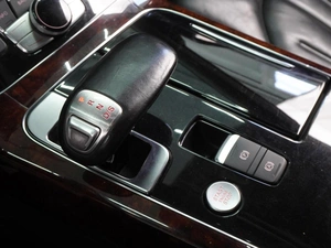 Седан Audi A8 2013 года, 1349000 рублей, Воронеж
