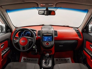 Хетчбэк Kia Soul 2011 года, 999000 рублей, Красноярск