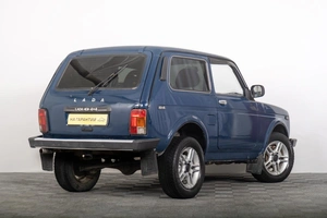 Внедорожник ВАЗ (LADA) 4x4 (Нива) 2010 года, 399000 рублей, Томск