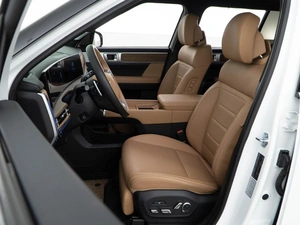 Внедорожник Hyundai Santa Fe 2025 года, 6098999 рублей, Москва