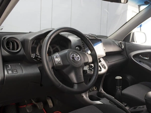 Внедорожник Toyota RAV4 2006 года, 1130000 рублей, Омск