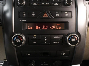 Внедорожник Kia Sorento 2010 года, 1530000 рублей, Омск