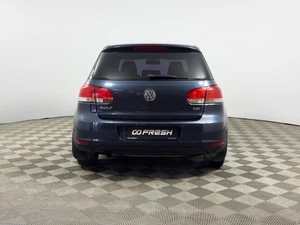 Хетчбэк Volkswagen Golf 2012 года, 973200 рублей, Казань