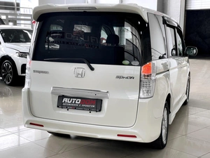 Минивэн Honda Stepwgn Spada 2010 года, 1487000 рублей, Солонцы