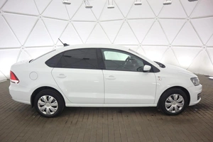 Седан Volkswagen Polo 2017 года, 1055000 рублей, Орёл