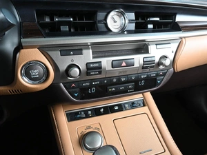 Седан Lexus ES 2016 года, 2959000 рублей, Ростов-на-Дону
