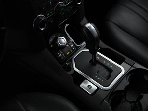 Внедорожник Land Rover Discovery 2011 года, 1585055 рублей, Москва