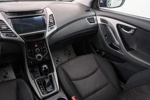 Седан Hyundai Elantra 2014 года, 1069000 рублей, Красноярск
