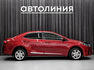 Седан Toyota Corolla 2013 года, 1299000 рублей, Красноярск