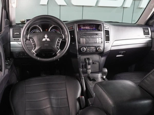 Внедорожник Mitsubishi Pajero 2011 года, 1699000 рублей, Воронеж