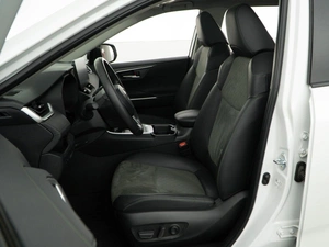 Внедорожник Toyota RAV4 2024 года, 4109050 рублей, Москва