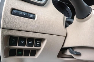 Внедорожник Nissan X-Trail 2016 года, 1869000 рублей, Челябинск