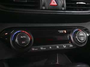 Седан Kia Cerato 2021 года, 1579000 рублей, Аксай
