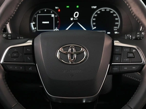 Внедорожник Toyota Highlander 2026 года, 5949000 рублей, Аксай