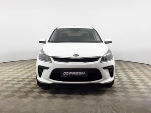 Седан Kia Rio 2018 года, 1378200 рублей, Казань