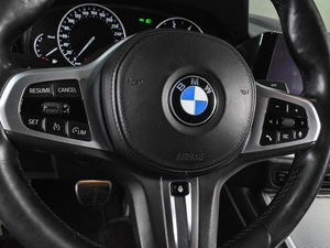 Седан BMW 3 серия 2019 года, 3457000 рублей, Воронеж
