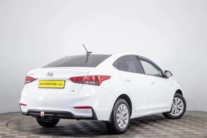 Седан Hyundai Solaris 2018 года, 1429000 рублей, Пермь