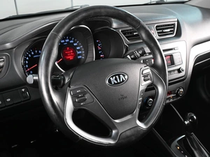 Седан Kia Rio 2015 года, 1180000 рублей, Аксай