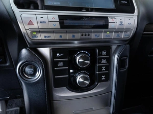 Внедорожник Toyota Land Cruiser Prado 2018 года, 5300000 рублей, Ставрополь