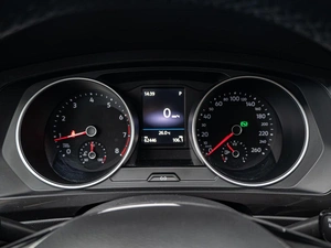 Внедорожник Volkswagen Tiguan 2018 года, 2720000 рублей, Краснодар