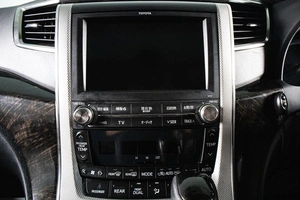 Минивэн Toyota Vellfire 2012 года, 2679000 рублей, Сургут