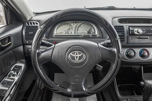 Седан Toyota Camry 2001 года, 689000 рублей, Барнаул