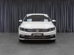 Седан Volkswagen Passat 2018 года, 2389000 рублей, Тюмень