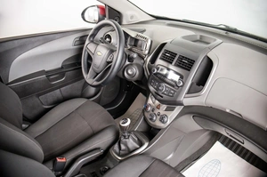 Седан Chevrolet Aveo 2013 года, 569000 рублей, Пермь