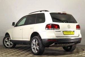 Внедорожник Volkswagen Touareg 2008 года, 999000 рублей, Пермь