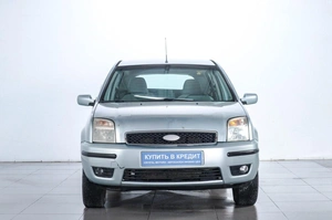 Хетчбэк Ford Fusion 2003 года, 369000 рублей, Челябинск