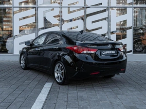 Седан Hyundai Avante 2011 года, 899000 рублей, Ставрополь