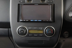 Хетчбэк Nissan Leaf 2014 года, 679000 рублей, Тюмень