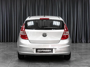 Хетчбэк Hyundai i30 2010 года, 729000 рублей, Тюмень