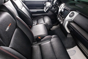 Пикап Toyota Tundra 2021 года, 6799000 рублей, Сургут