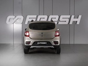 Хетчбэк Renault Sandero Stepway 2018 года, 1015000 рублей, Красный Пахарь