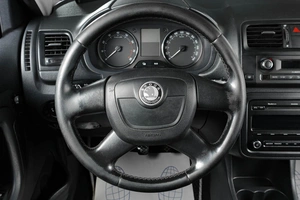 Хетчбэк Skoda Fabia 2011 года, 589000 рублей, Тюмень